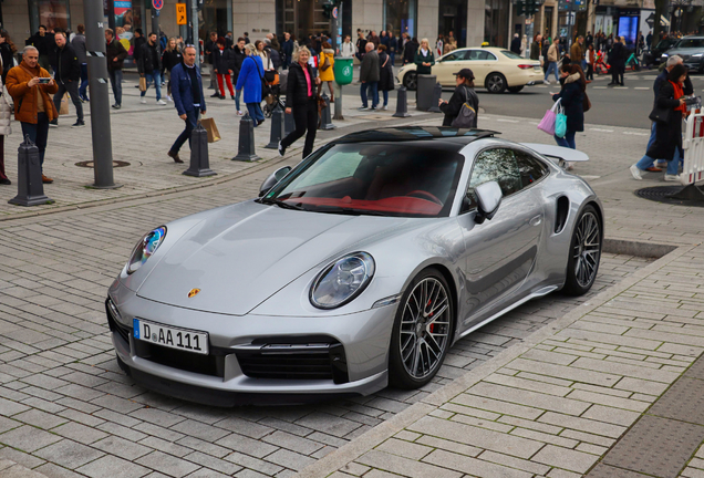 Porsche 992 Turbo