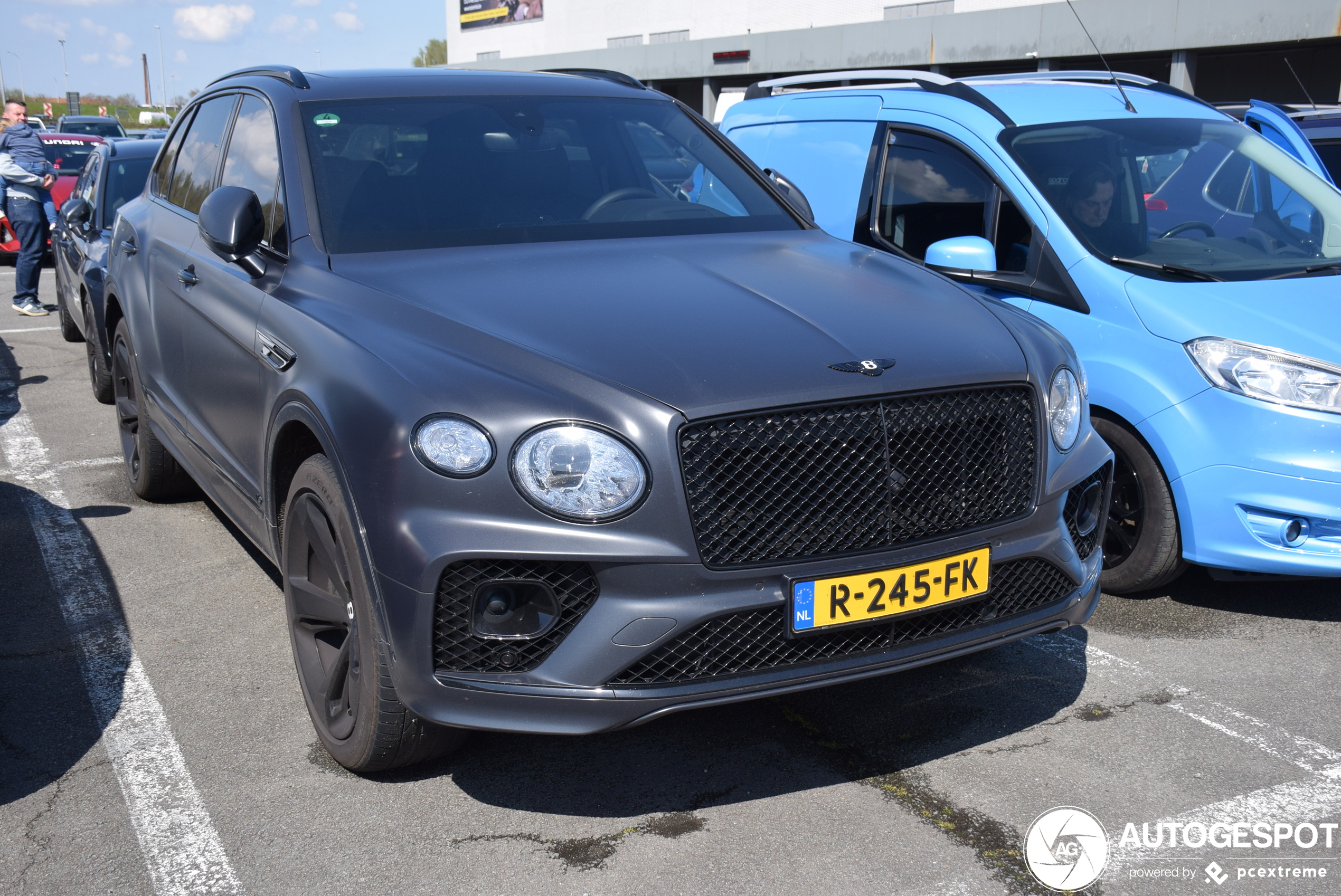 Bentley Bentayga V8 2021