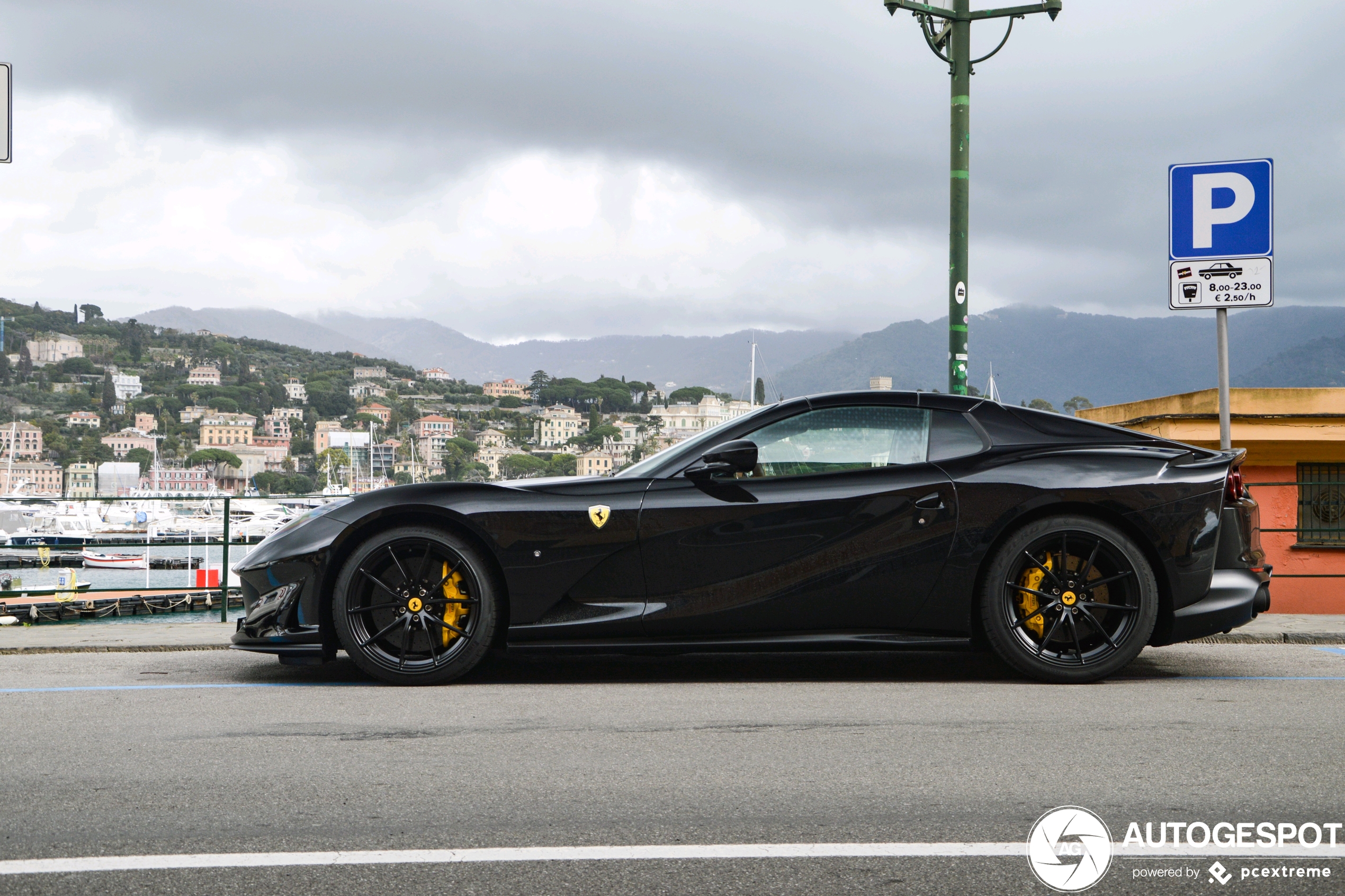 Ferrari 812 GTS