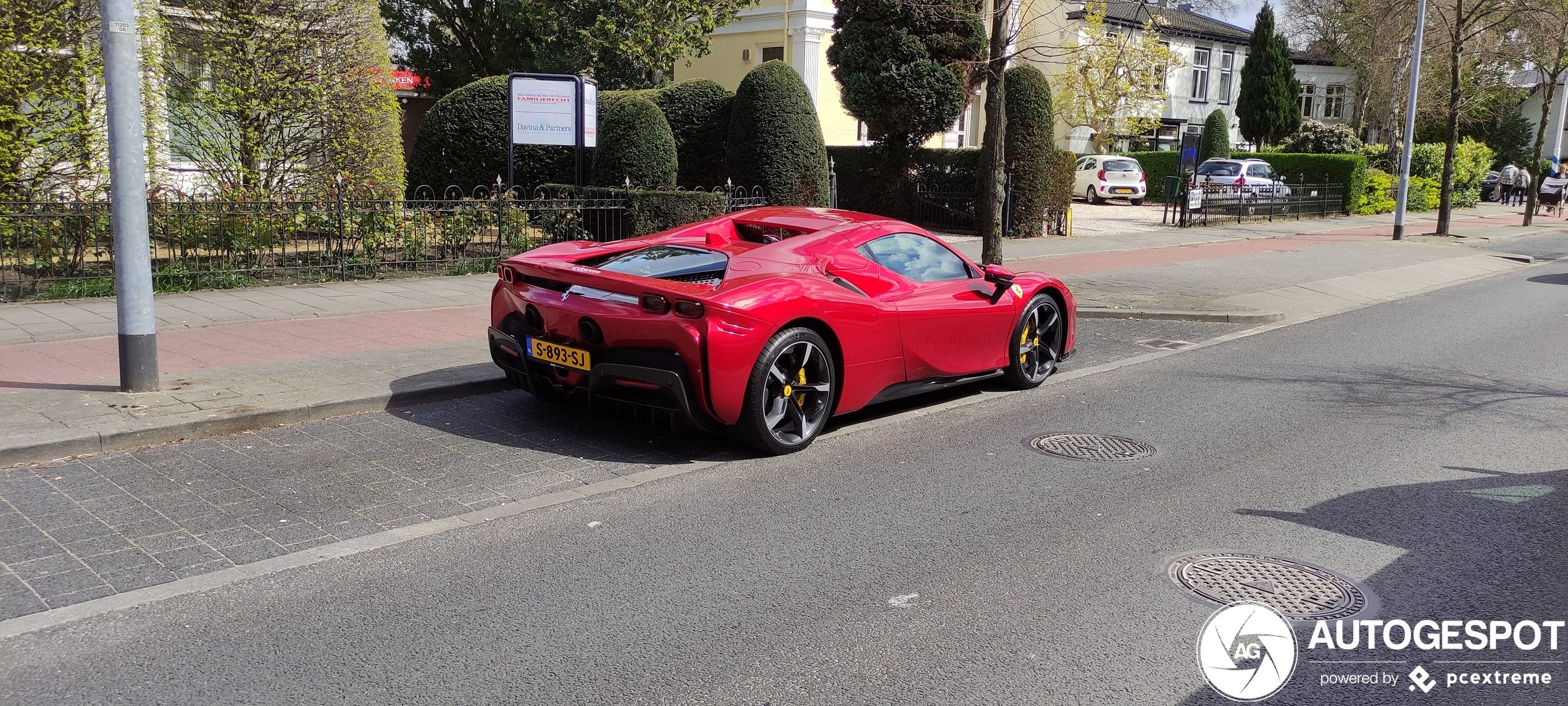 Ferrari SF90 Spider