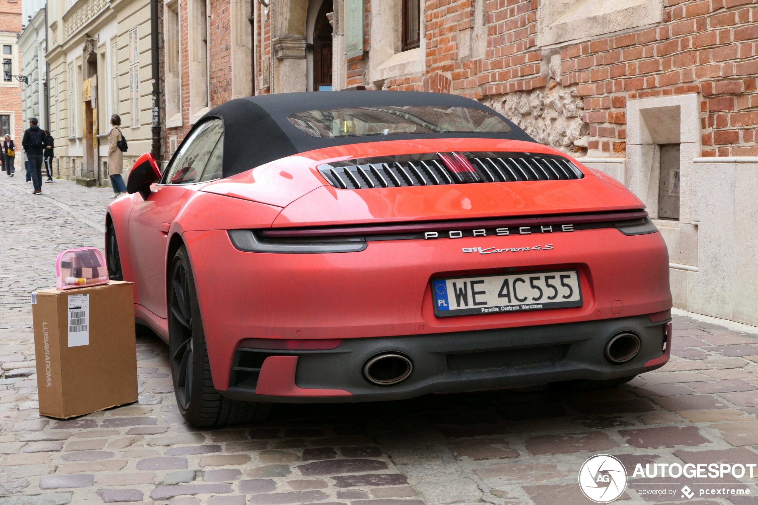 Porsche 992 Carrera 4S Cabriolet