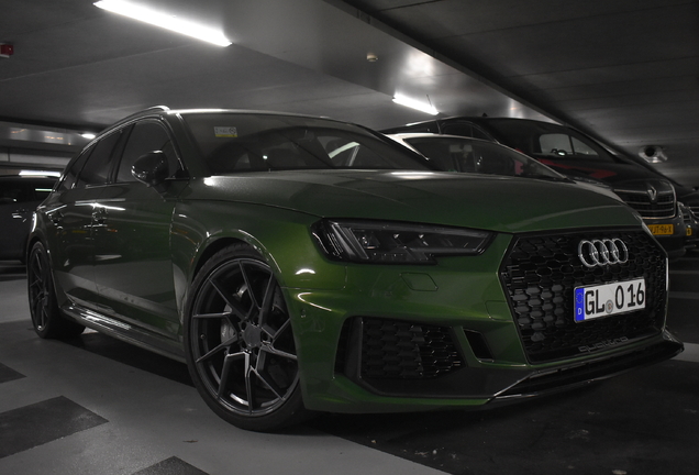 Audi RS4 Avant B9