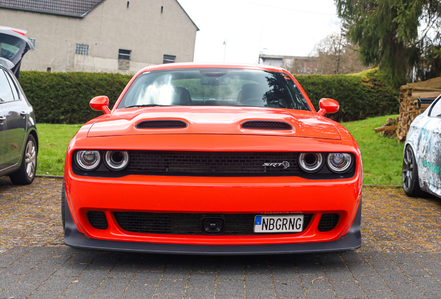 Dodge Challenger SRT Hellcat Widebody