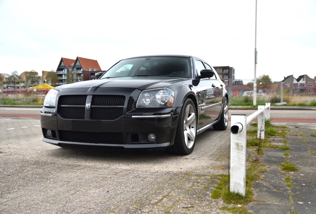 Dodge Magnum SRT-8