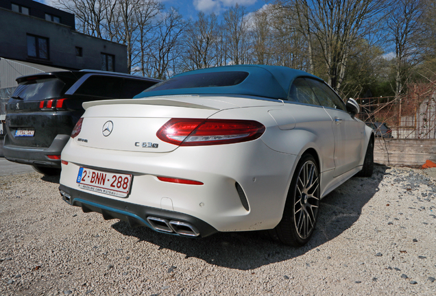 Mercedes-AMG C 63 S Convertible A205 Ocean Blue Edition