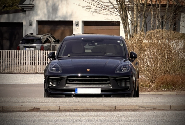 Porsche 95B Macan GTS MkIII