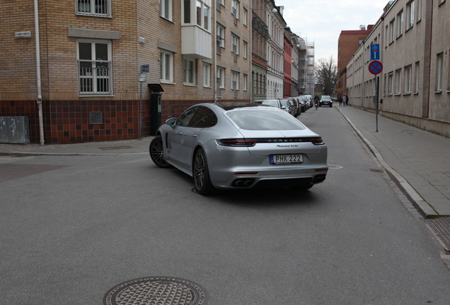 Porsche 971 Panamera Turbo