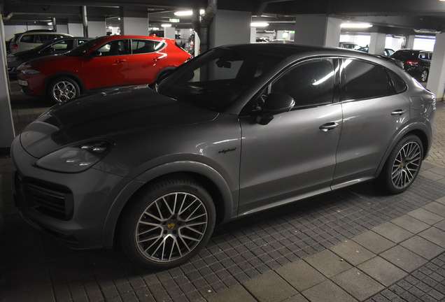 Porsche Cayenne Coupé Turbo S E-Hybrid