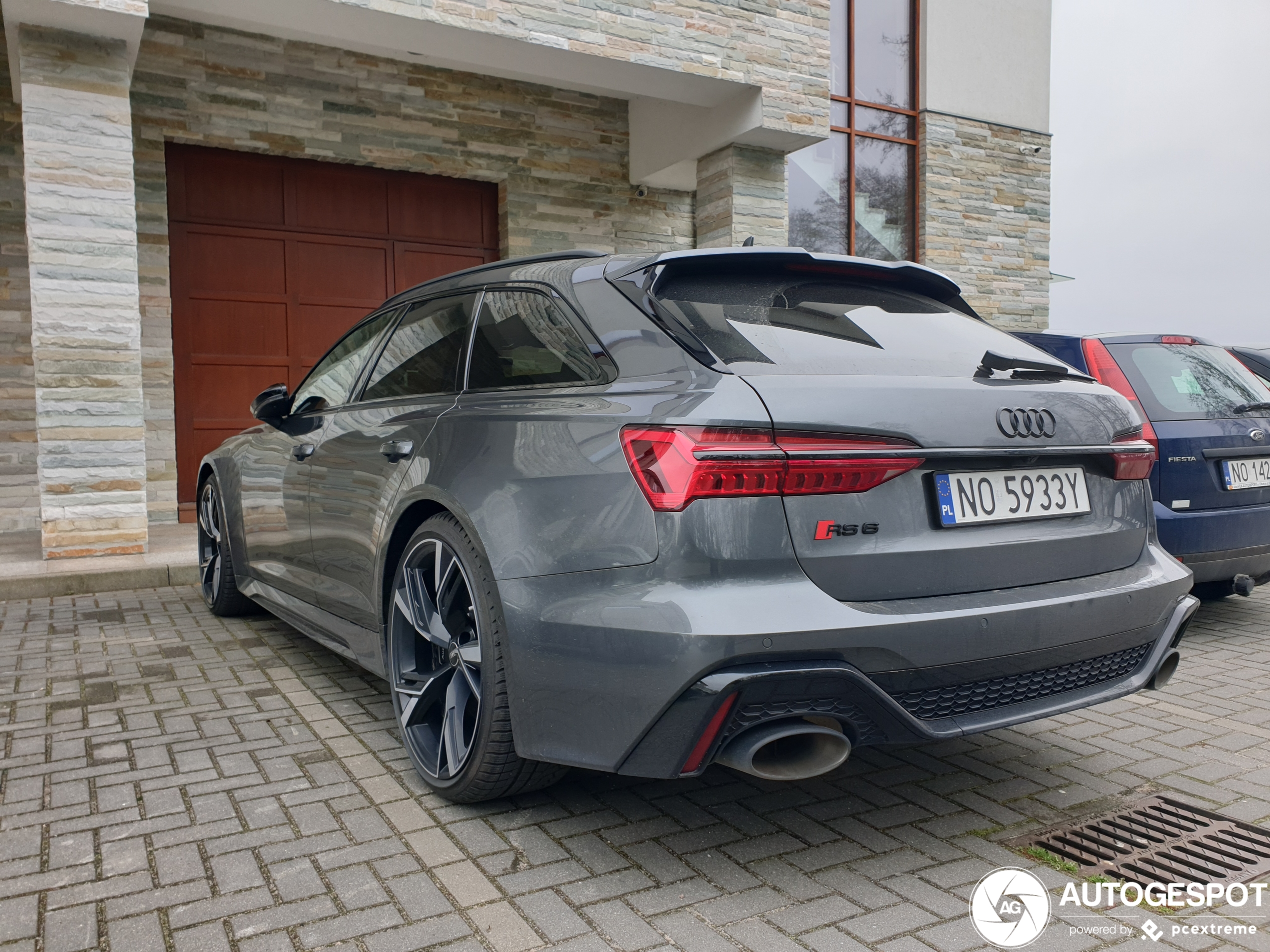 Audi RS6 Avant C8