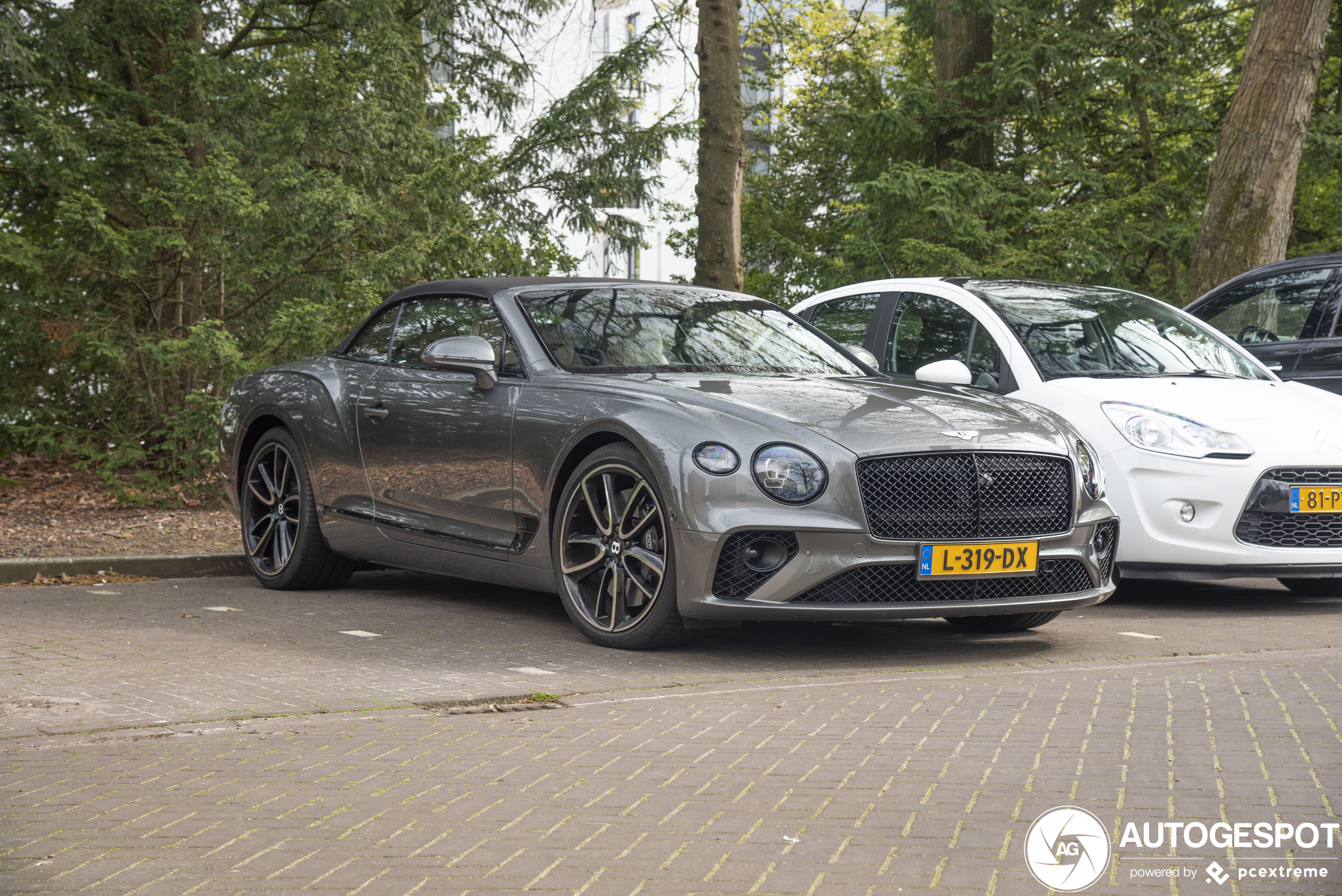 Bentley Continental GTC V8 2020