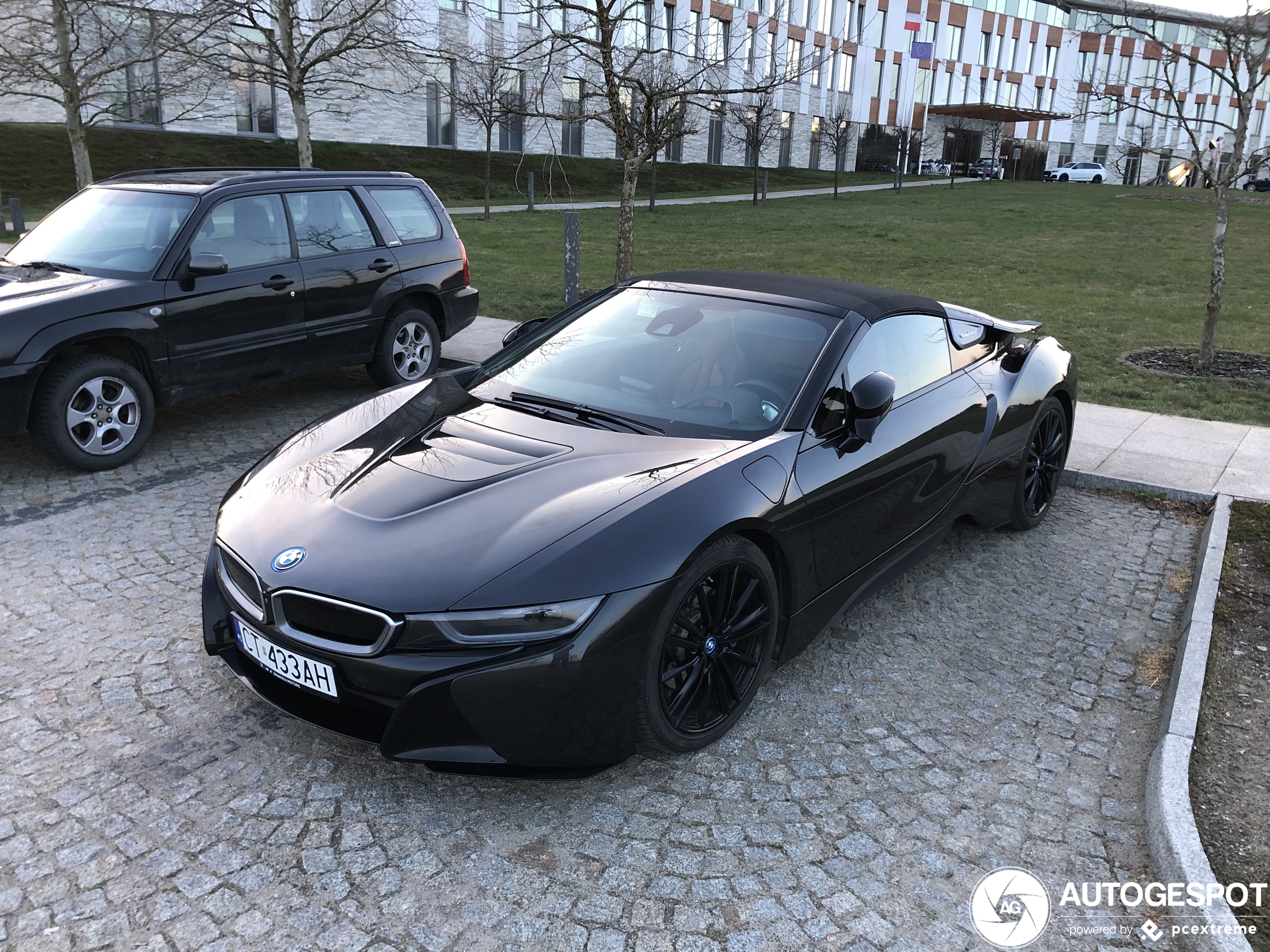 BMW i8 Roadster