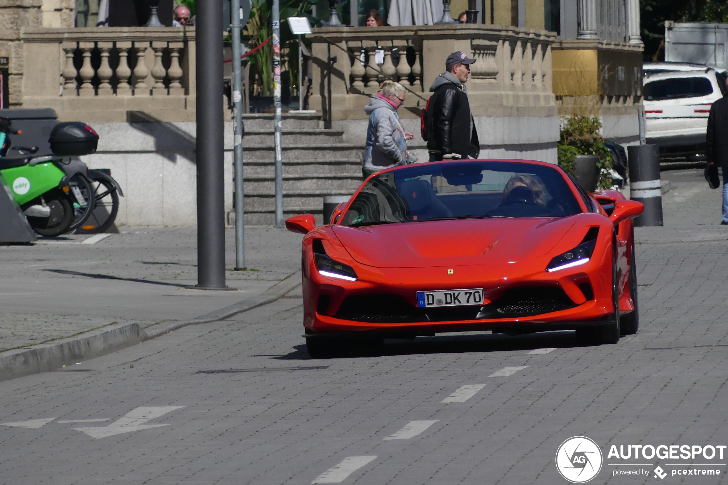 Ferrari F8 Spider