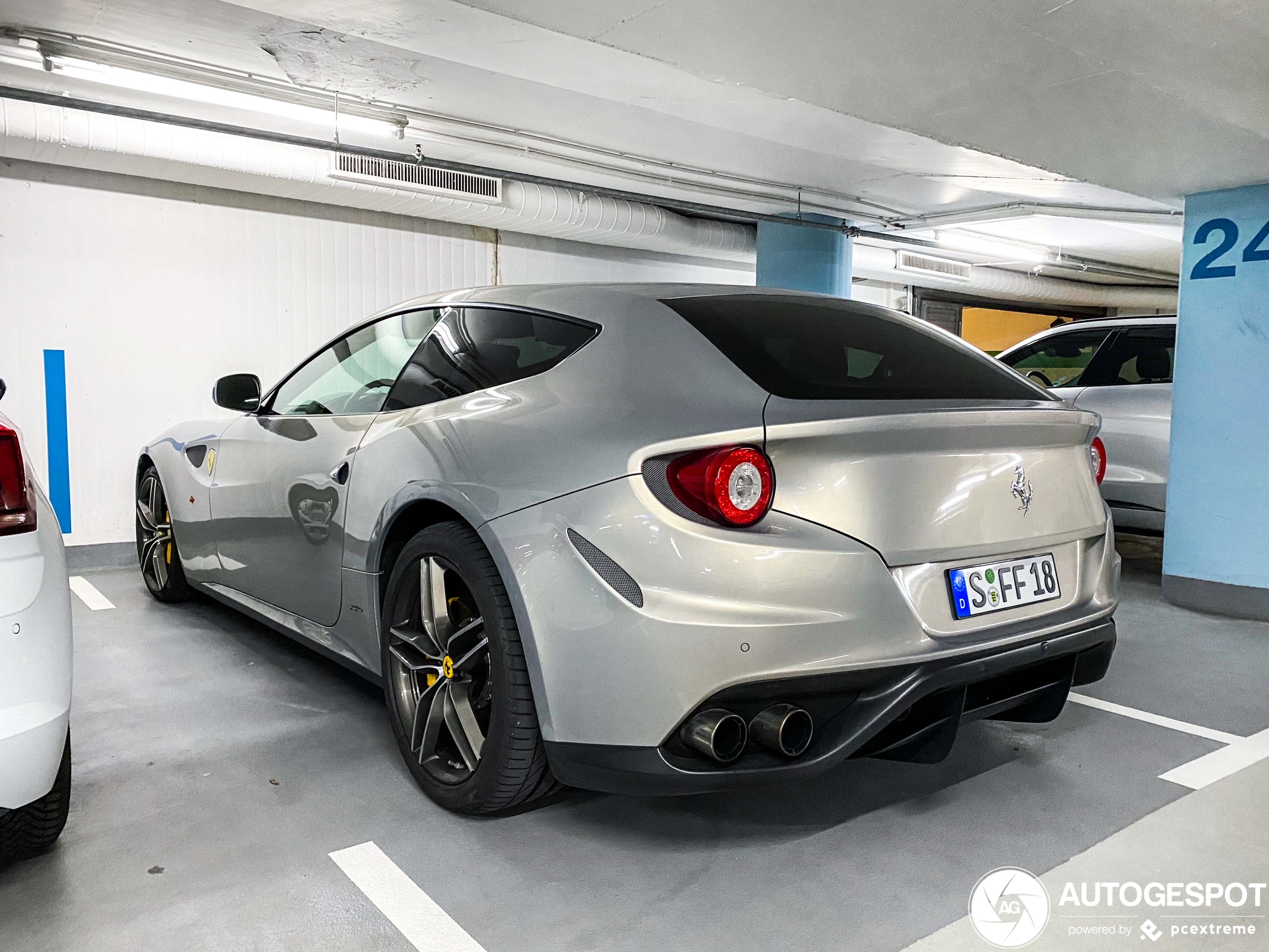 Ferrari FF