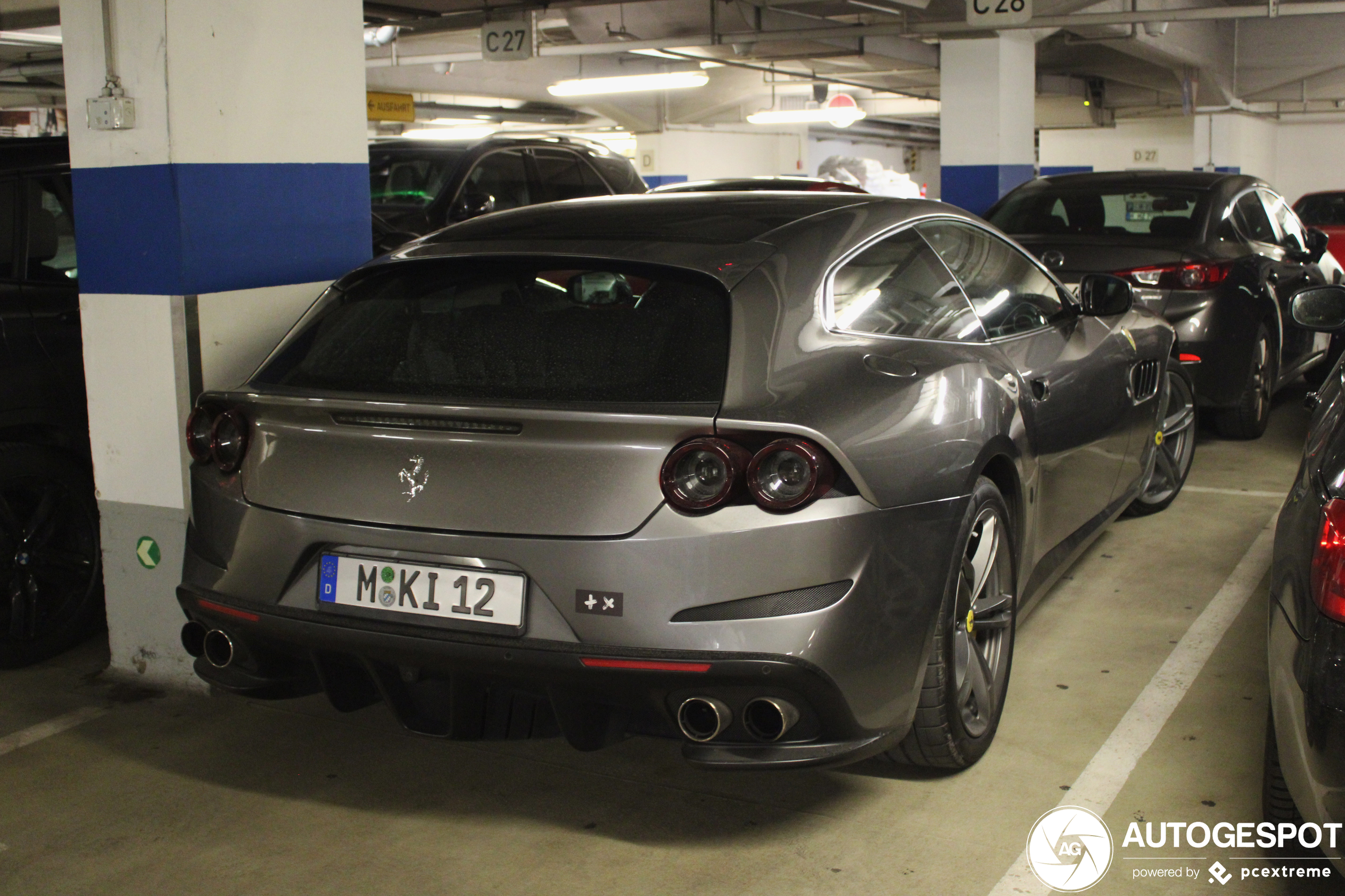 Ferrari GTC4Lusso T