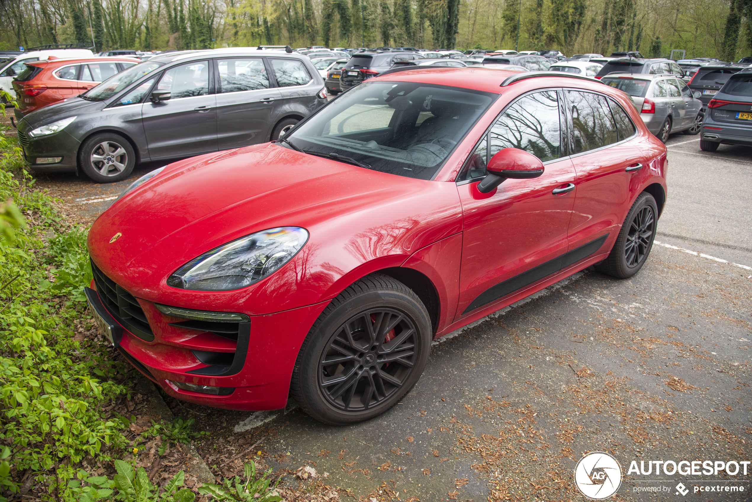 Porsche 95B Macan GTS