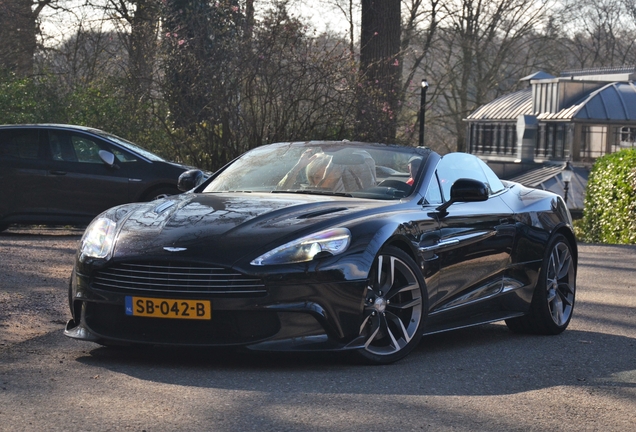 Aston Martin Vanquish S Volante 2017