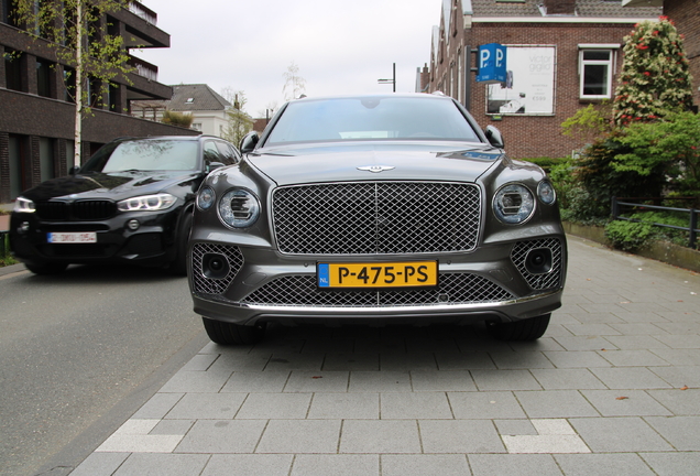 Bentley Bentayga V8 2021