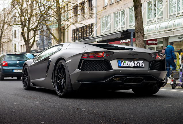 Lamborghini Aventador LP700-4