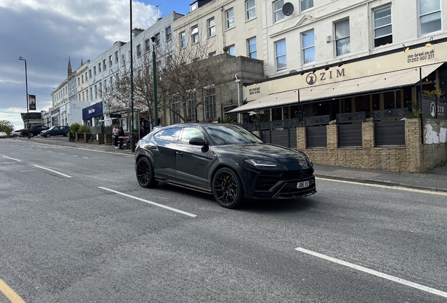 Lamborghini Urus Nero Design