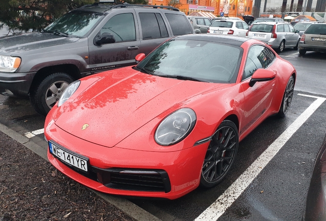 Porsche 992 Carrera 4S