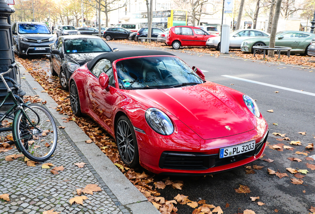 Porsche 992 Carrera 4S Cabriolet