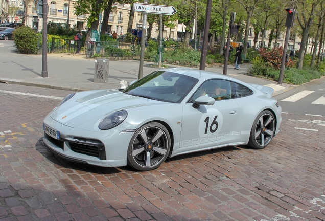 Porsche 992 Sport Classic