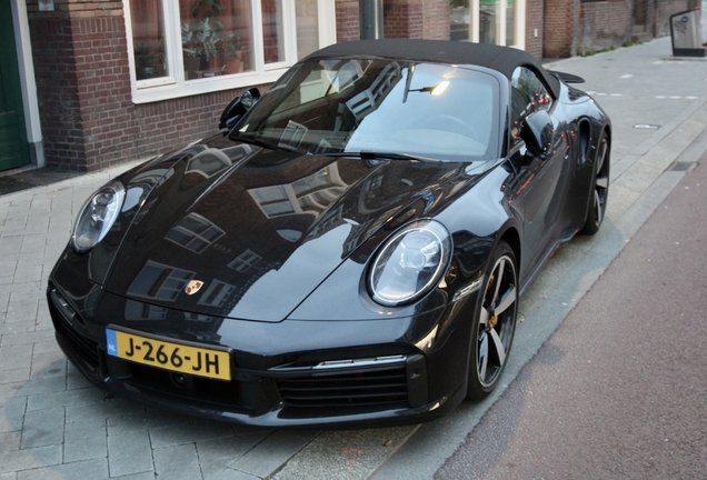 Porsche 992 Turbo S Cabriolet