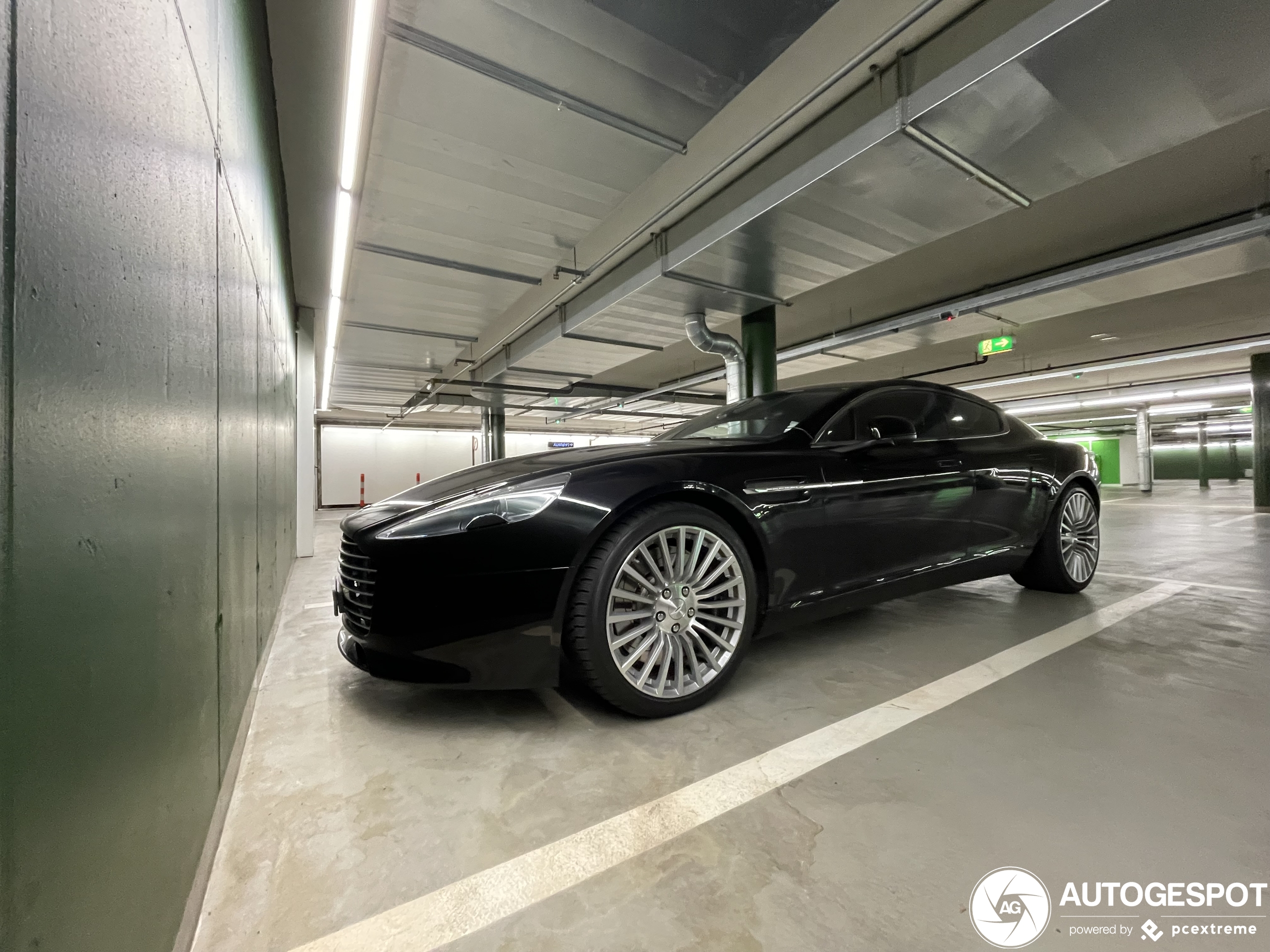 Aston Martin Rapide S