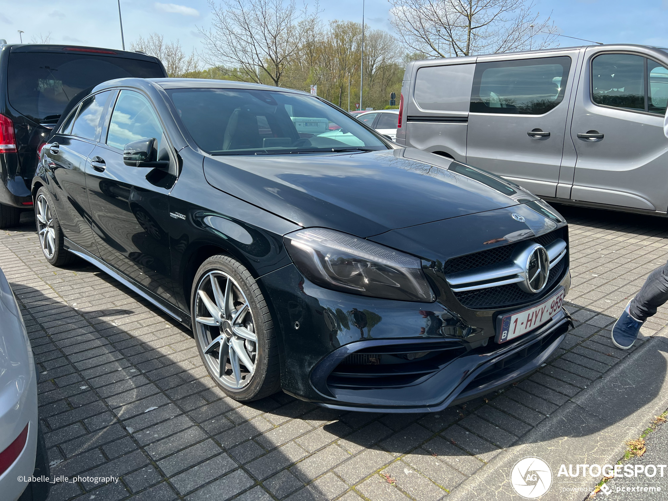 Mercedes-AMG A 45 W176 2015