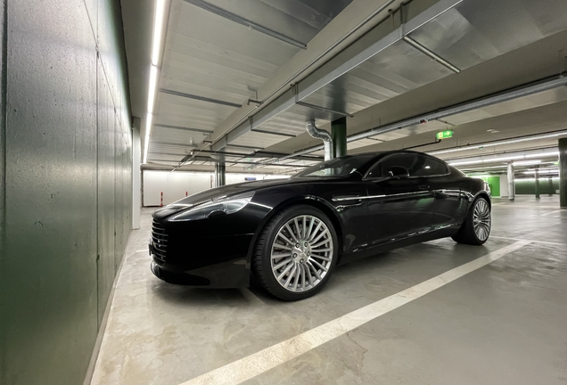 Aston Martin Rapide S