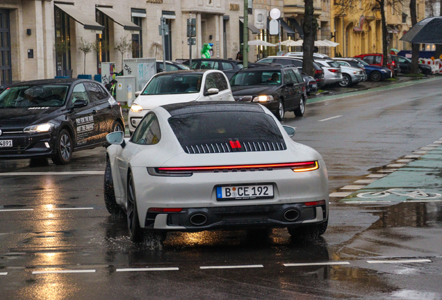 Porsche 992 Carrera 4S