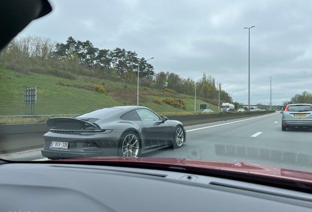 Porsche 992 GT3 Touring