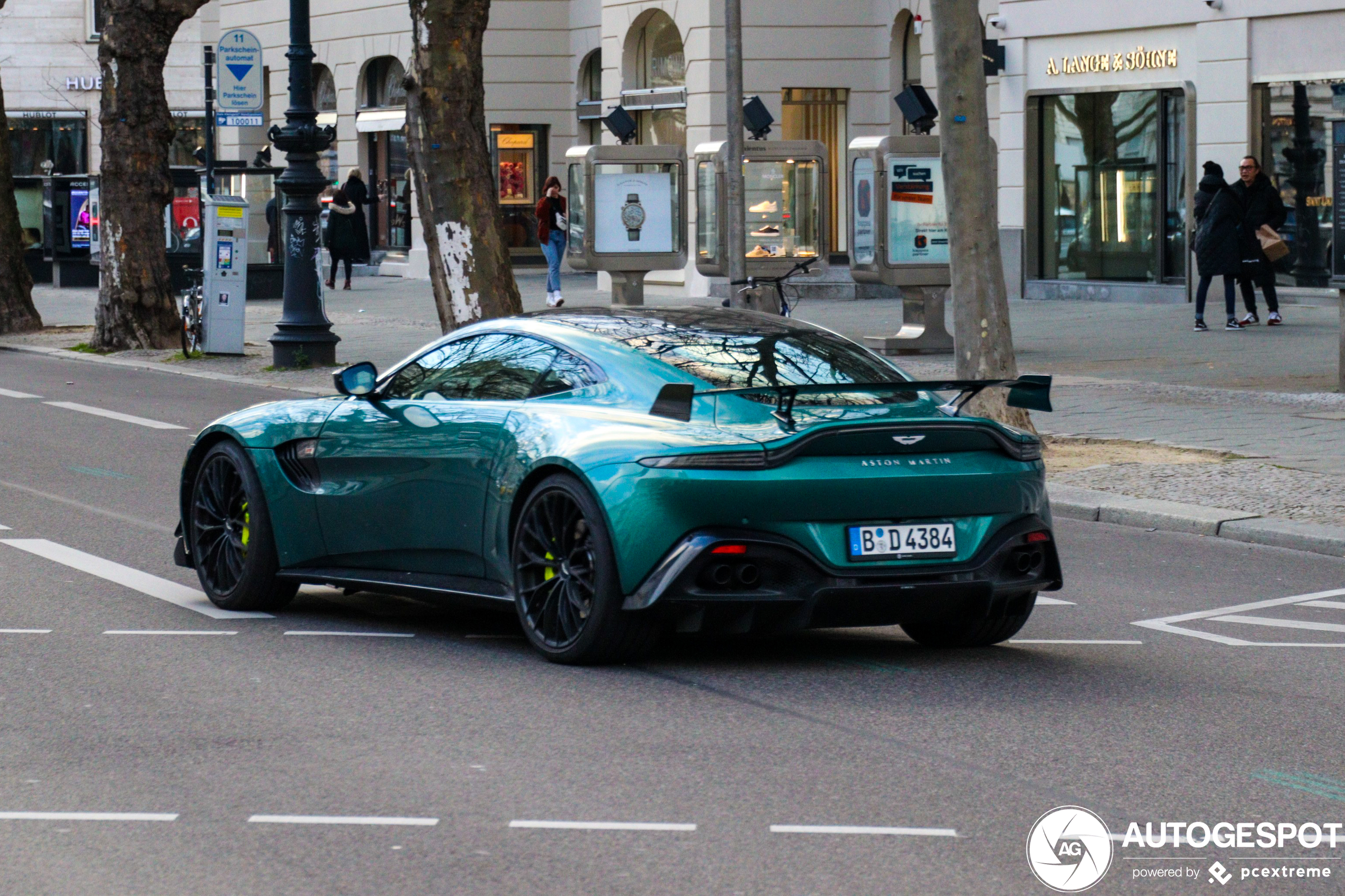 Aston Martin V8 Vantage Formula 1 Edition