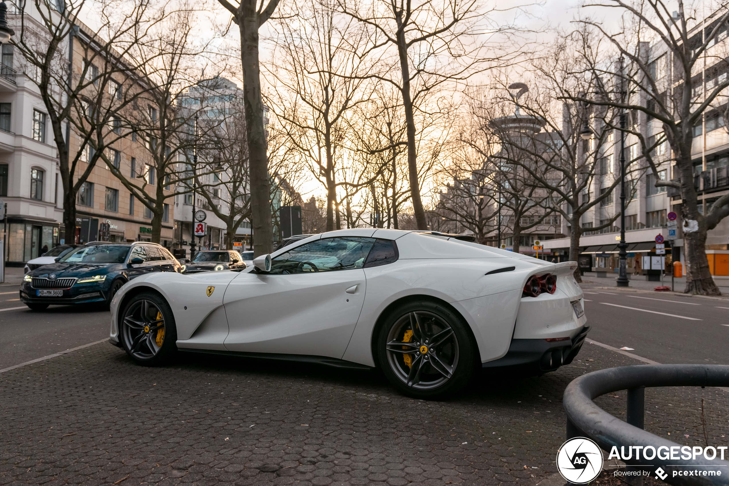 Ferrari 812 GTS