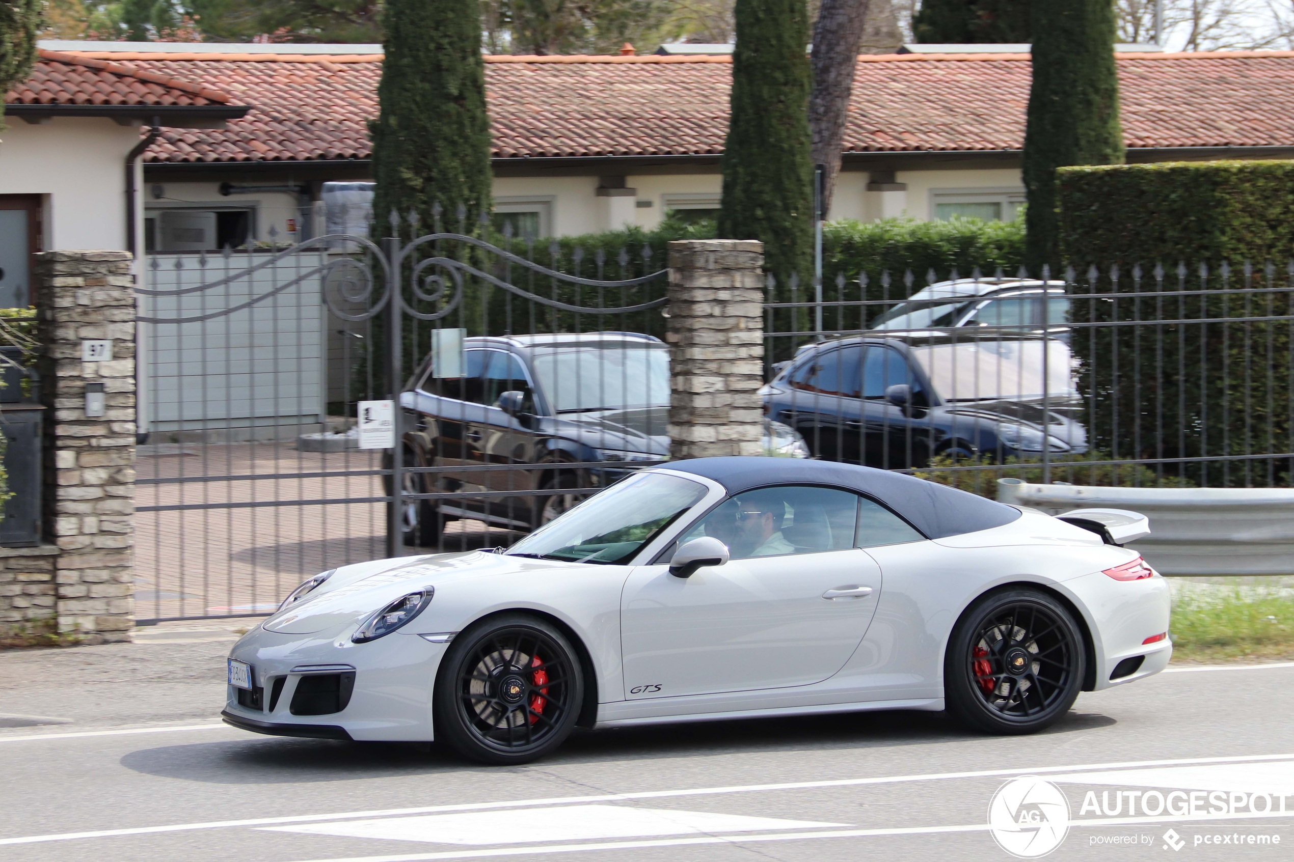 Porsche 991 Carrera 4 GTS Cabriolet MkII