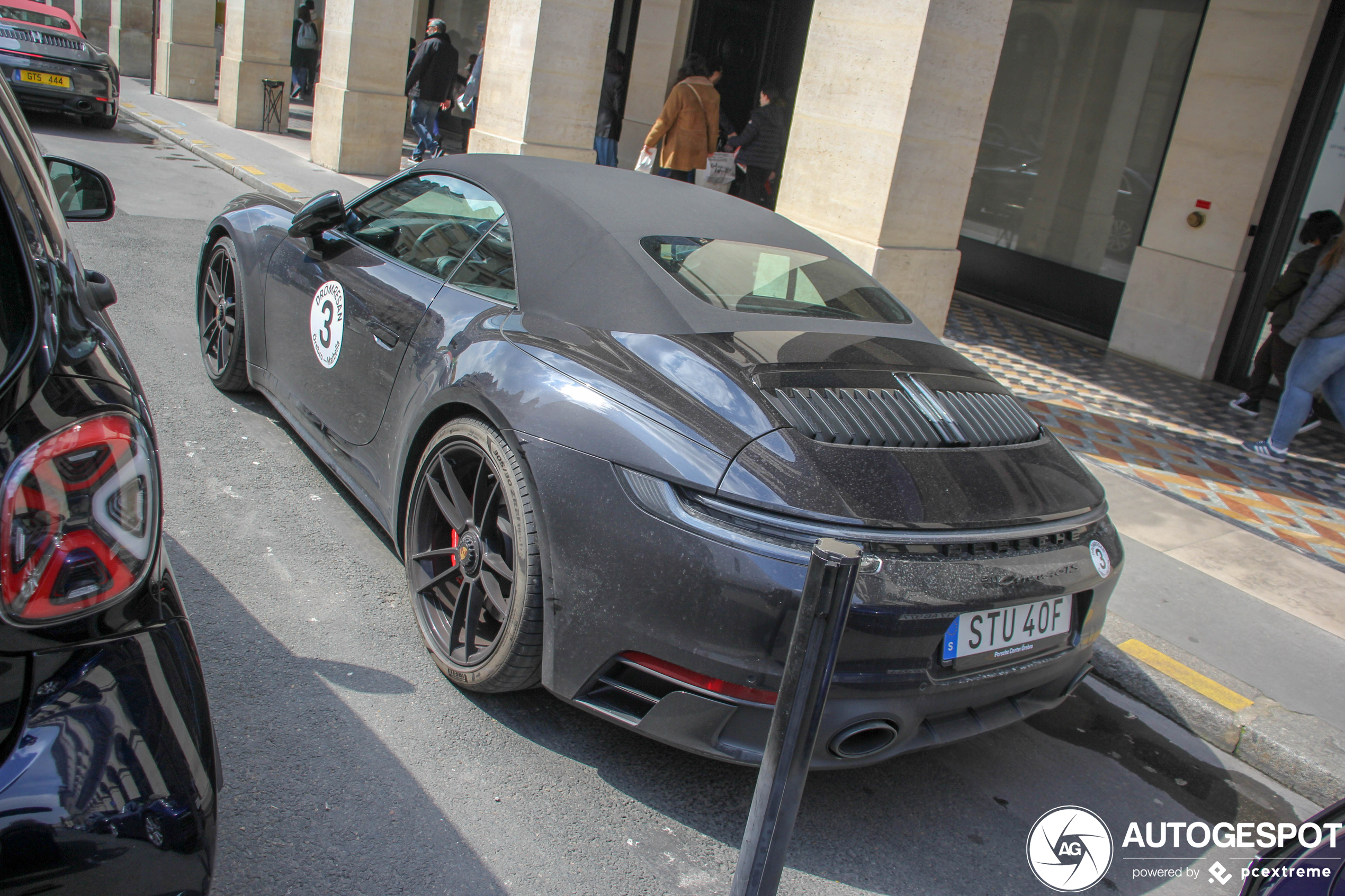 Porsche 992 Carrera 4 GTS Cabriolet