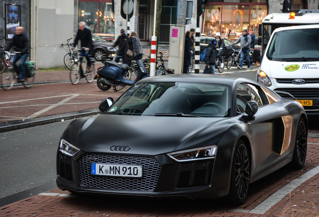 Audi R8 V10 Plus 2015