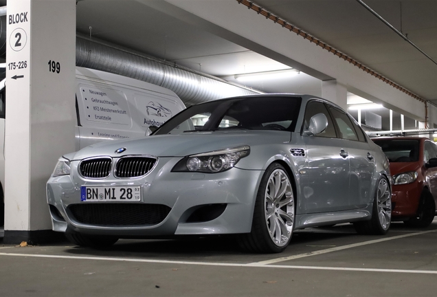 BMW M5 E60 2007