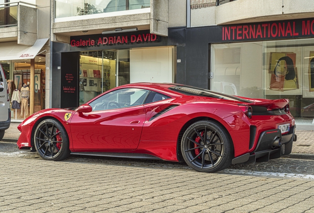 Ferrari 488 Pista