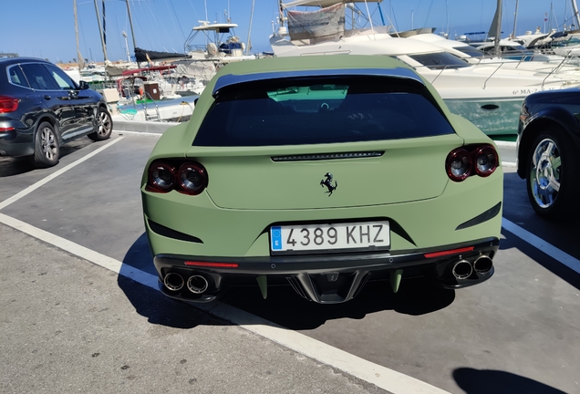 Ferrari GTC4Lusso