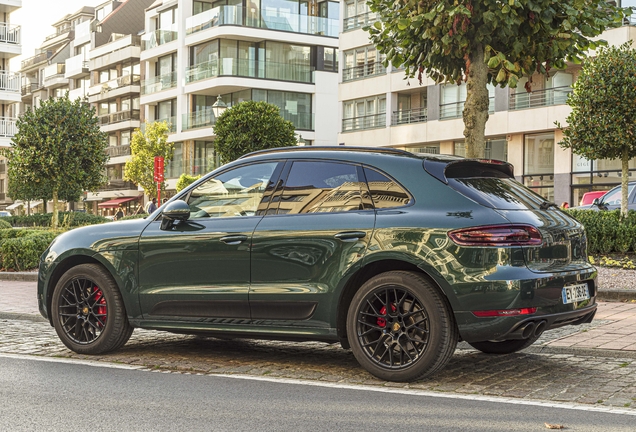 Porsche 95B Macan GTS