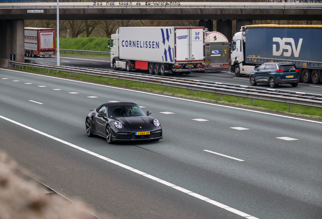 Porsche 992 Turbo S Cabriolet