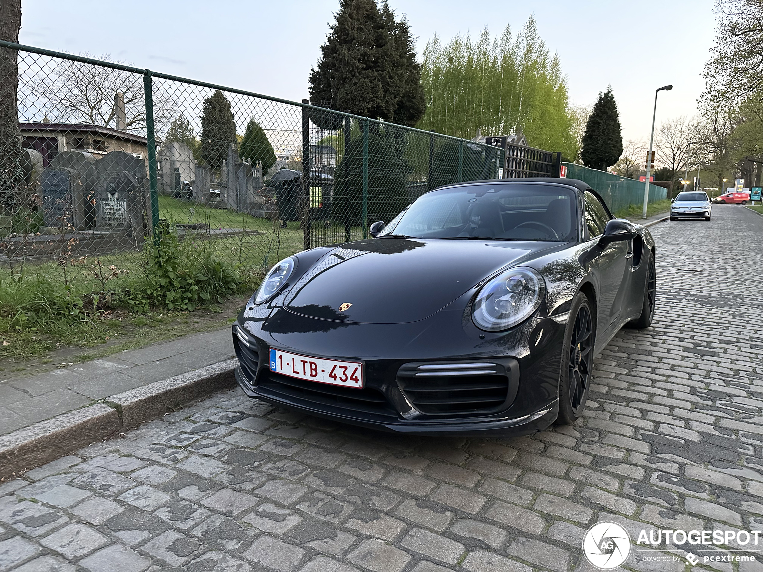 Porsche 991 Turbo S Cabriolet MkII