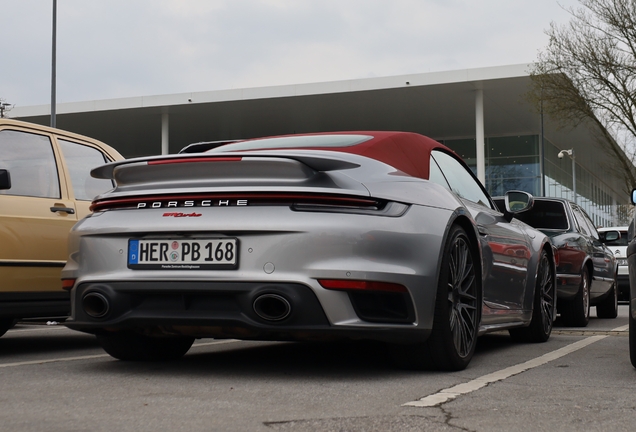 Porsche 992 Turbo Cabriolet