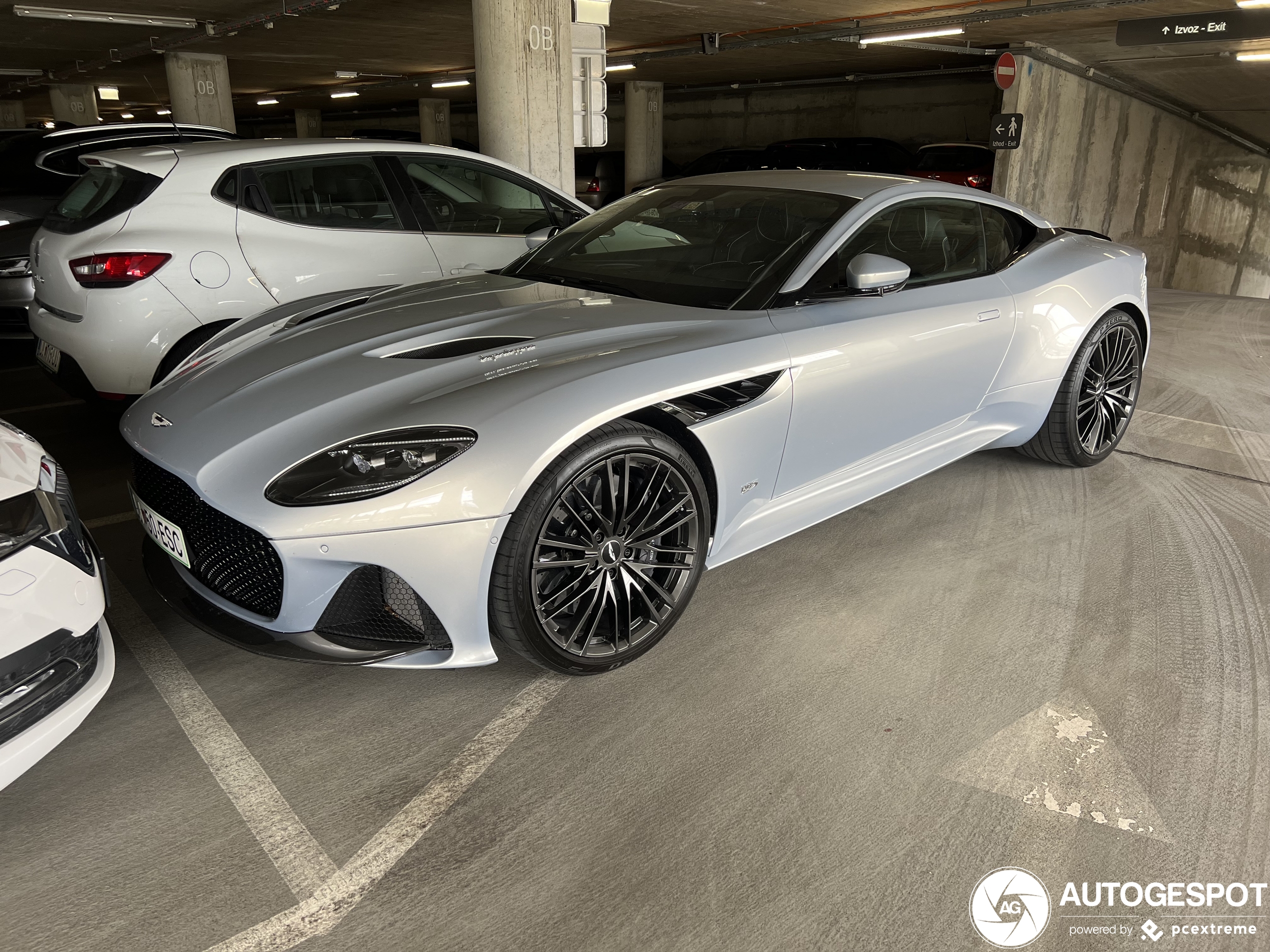 Aston Martin DBS Superleggera