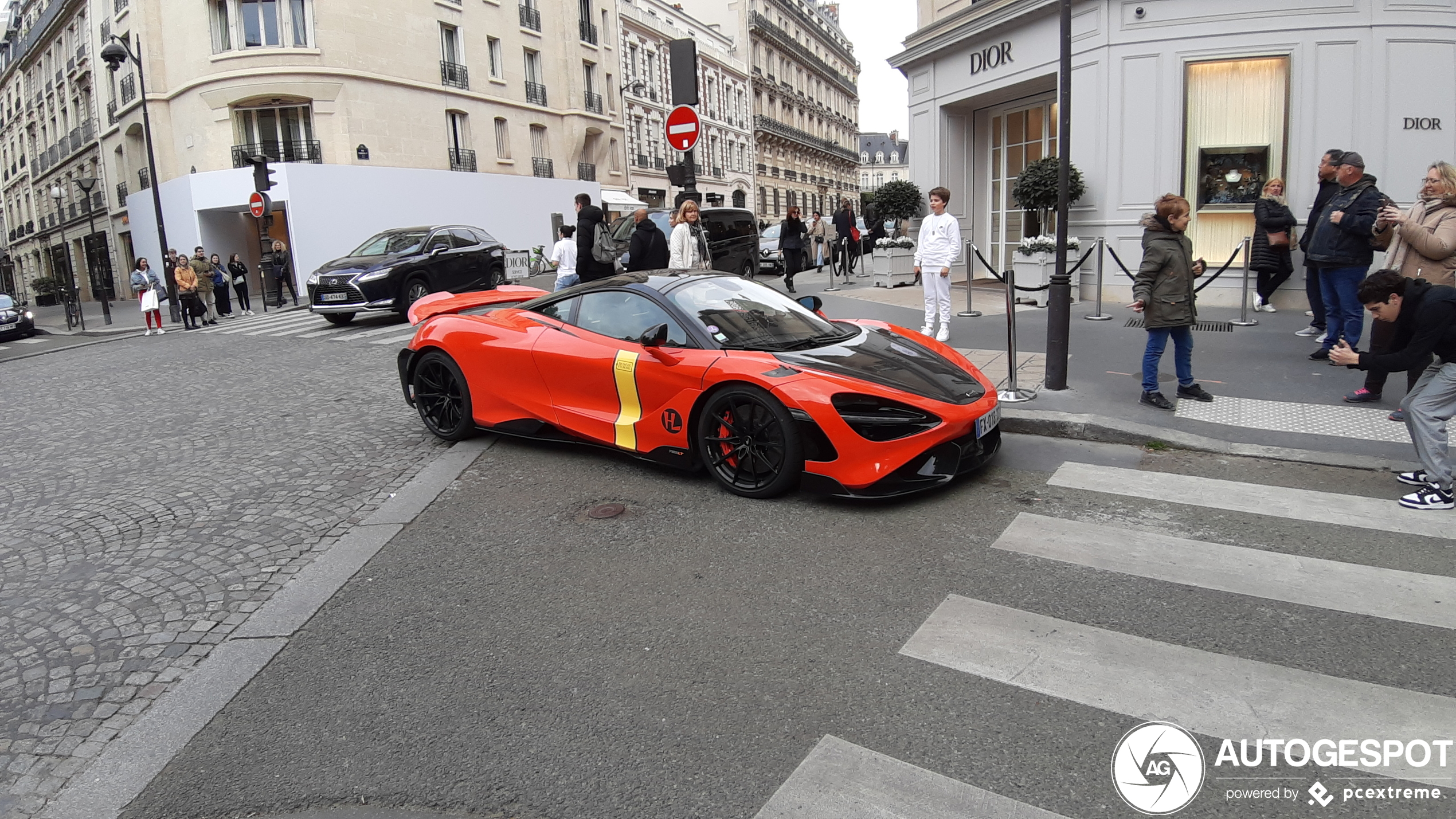 McLaren 765LT