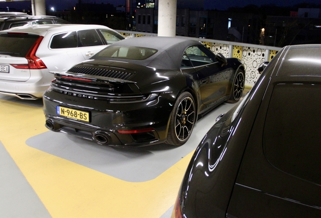 Porsche 992 Turbo S Cabriolet