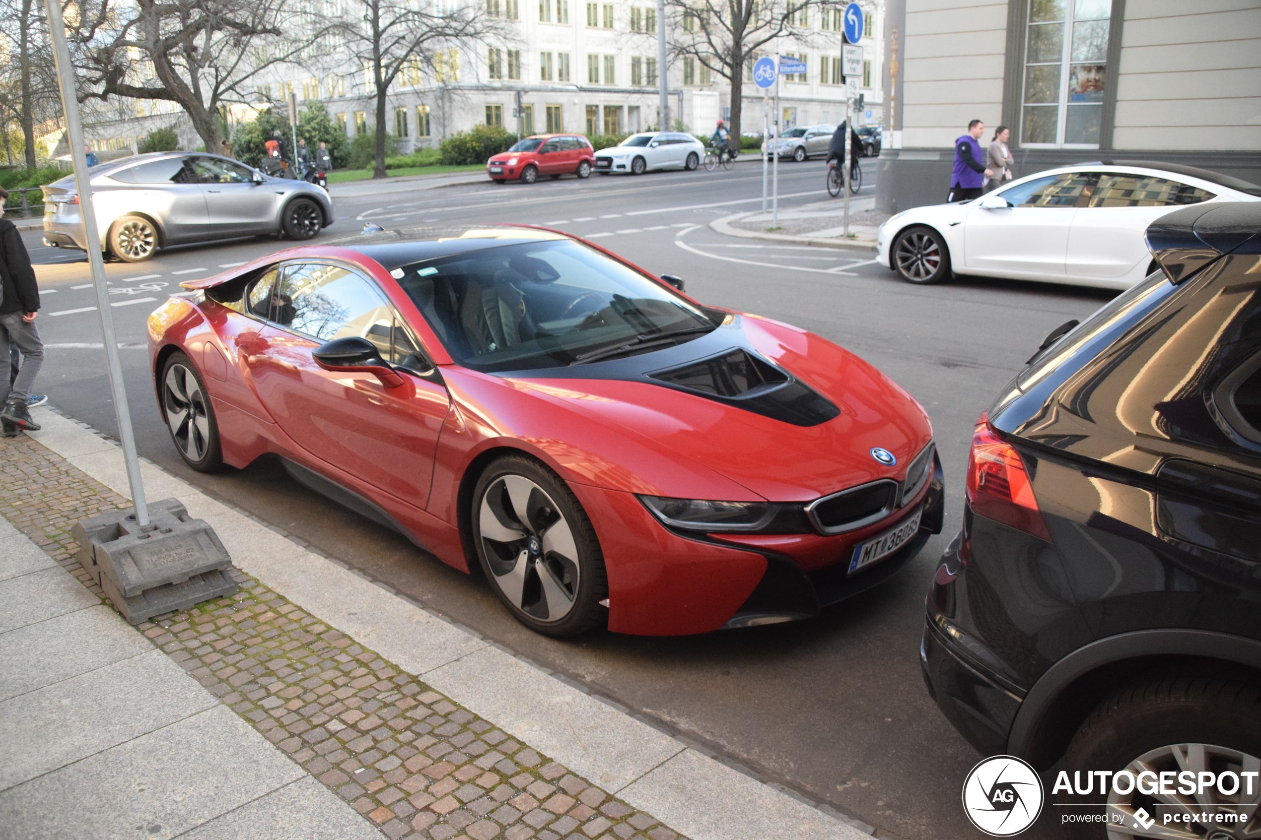 BMW i8 Protonic Red Edition