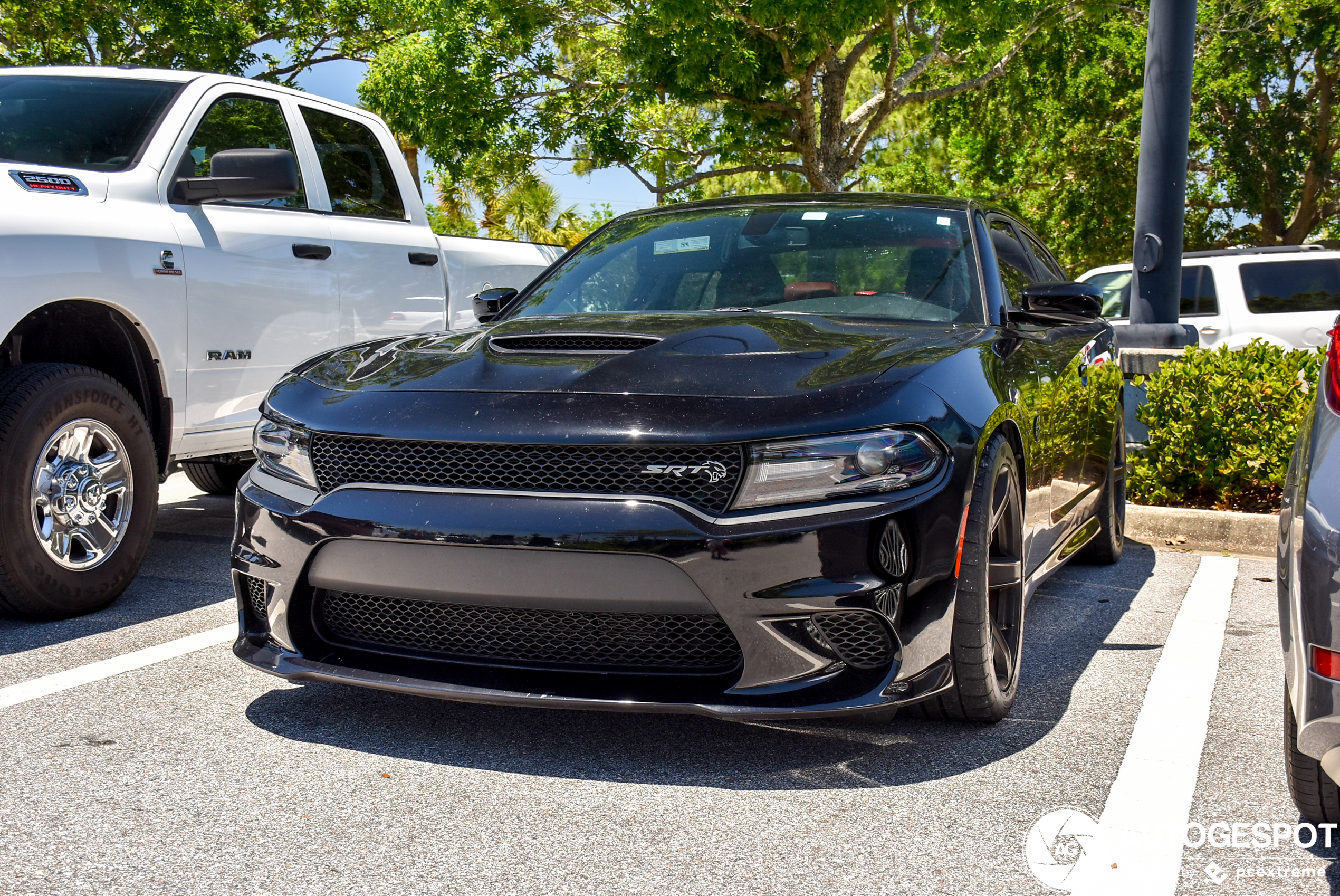 Dodge Charger SRT Hellcat