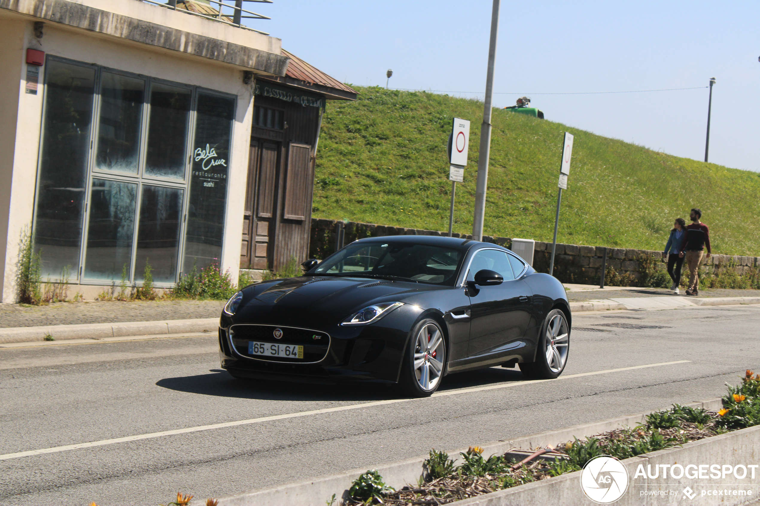 Jaguar F-TYPE S Coupé